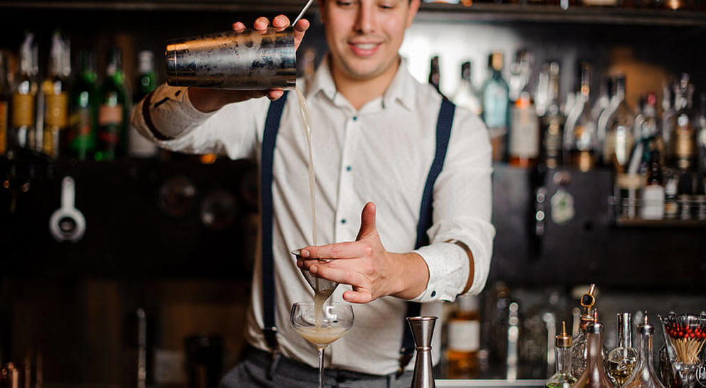 Bartender service for weddings